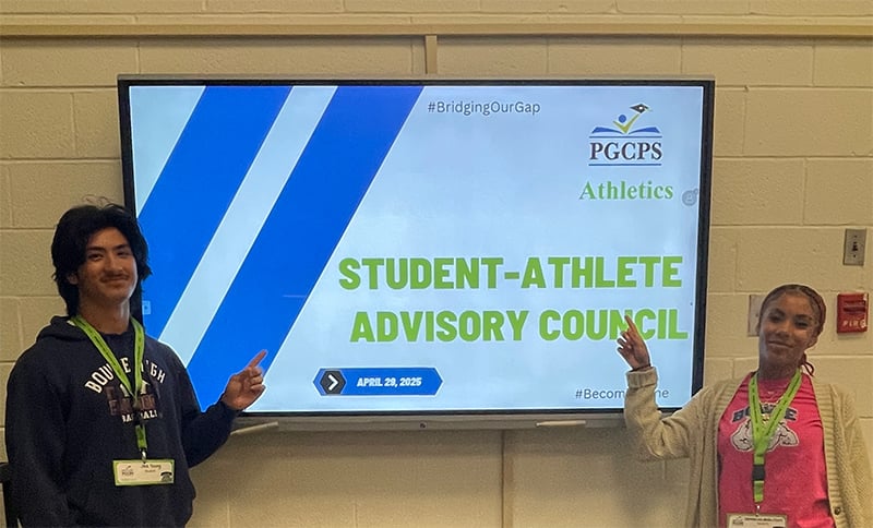 students presenting at SAAC conference