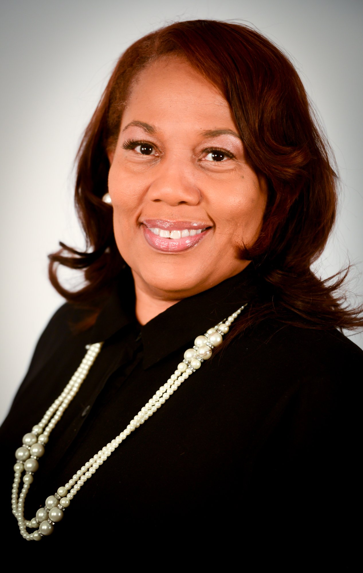 PD-Dr. Monica Holmes.jpg